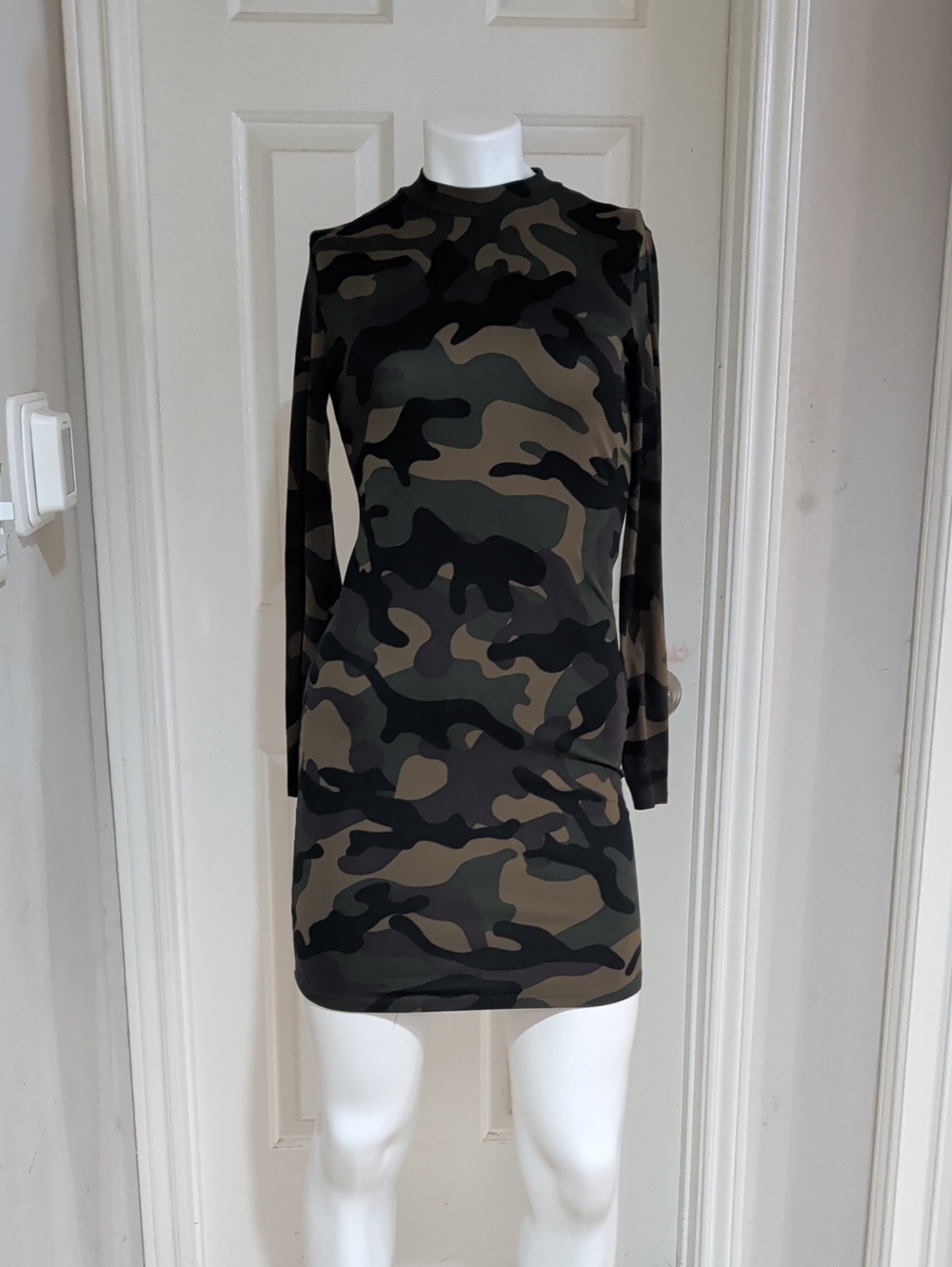 Popular 21 Camo Long Sleeve Bodycon Dress - Olive Camo Women's Large